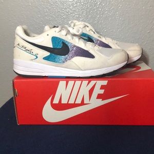 Nike Air Skylon II size 9